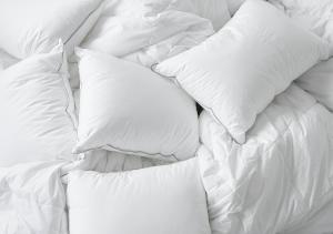Hotelltäcke Borganäs of Sweden Medelvarmt Vit 220x210cm
