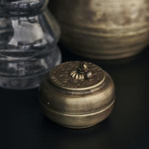 House Doctor Linna Förvaring Med Lock Mässing