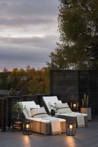 Golvlykta Bologna Svart IP44 33cm Konstsmide