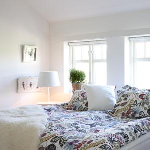 Satin Påslakanset Stormhagen Vit 150x210cm Kosta Linnewäfveri