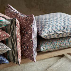 Kuddfodral Grön/Aqua/Honung/Rosa Madam Stoltz 50x50cm