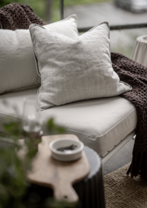 Kuddfodral Linne Julie Linnebeige/Vit 45x45cm Svanefors