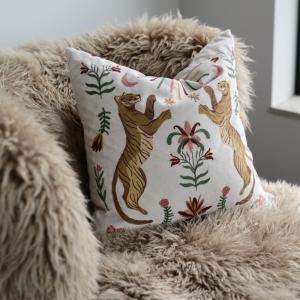 Kuddfodral Multi 48x48cm Fondaco Tiger