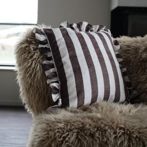 Kuddfodral Randigt Chokladbrun 48x48cm Fondaco Zenga