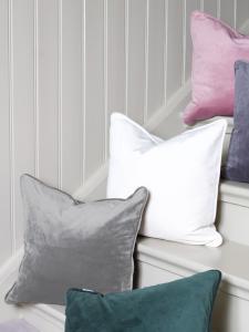 Kuddfodral Sammet Estelle 45x45cm Silver Svanefors