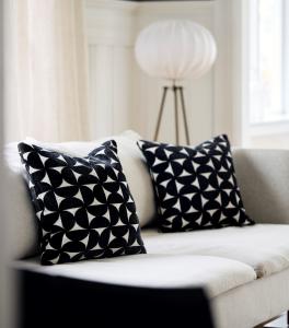 Kuddfodral Sammet Tess Mörkblå 45x45cm Svanefors