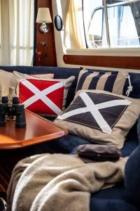 Lord Nelson Victory Furuvik Kuddfodral Marinblå 50x60cm