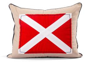 Lord Nelson Victory Furuvik Kuddfodral Röd 50x60cm