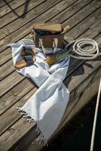 Lord Nelson Victory Medbo Hamam Badlakan Grå 100x180cm