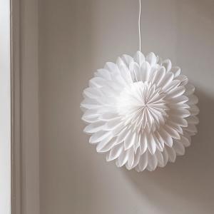 Adventsstjärna Vit 44cm Lotus Watt & Veke