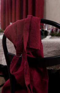 Förkläde Mörkröd Linne Nina Royal