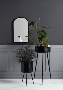 Nordal Indian Kruka Med Ben Svart Medium