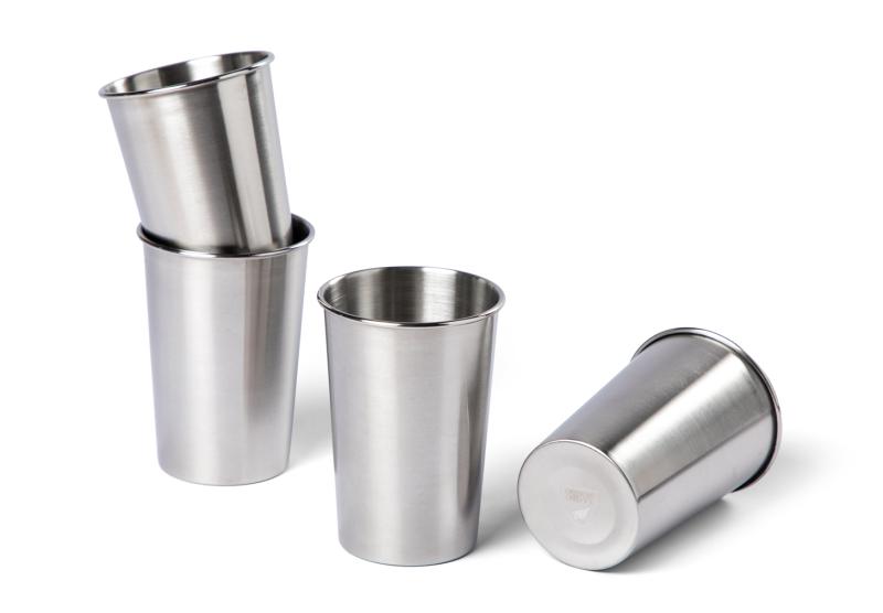 Orrefors Hunting Stålmuggar 4-Pack 35cl at lavanille