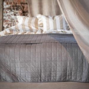 Överkast Dubbelsäng Grå 260x260cm Fondaco Kevin