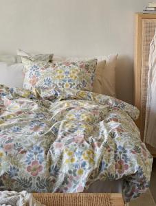 Påslakanset Blommigt Sommarblommor Multi 150x210cm Borganäs Of Sweden