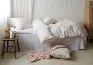 Påslakanset Barn Päron Rosa 150x210cm Borganäs of Sweden