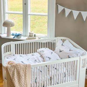 Påslakanset Spjälsäng Borganäs of Sweden Valsång Blå 100x130cm