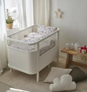 Jul Påslakanset Spjälsäng Fingal Vit 100x130cm Borganäs of Sweden