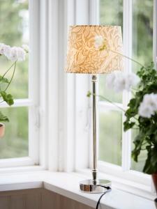 Bordslampa Krom/Gul PR Home Liam 55cm