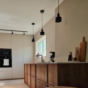 Fönsterlampa Svart PR Home Solo 13cm