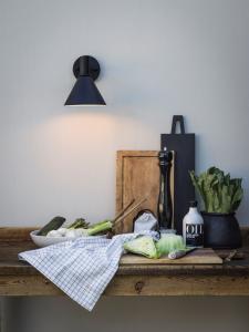 PR Home Minitripp Fasadbelysning Svart IP44 30cm