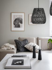 Taklampa Svart PR Home Saigon 38cm