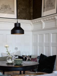 Taklampa Svart PR Home Solo 26cm