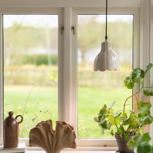 Fönsterlampa Beige PR Home Tulippa 17cm