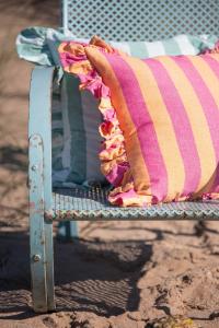 Randigt Kuddfodral Amalia Orange/Rosa 45x45cm Fondaco