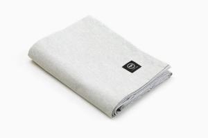 Avtorkningsbar Duk Grå/Vit Recycled by Wille Hedvig 140x240cm