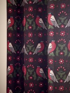 Öljettgardin Brun 2-Pack Nina Royal Mora 120x240cm