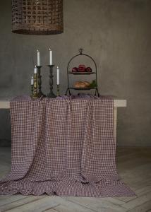 Rutig Bordsduk Fondaco Mette Vinröd 140x280cm