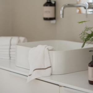 Svanefors Carlton Handduk Vit 30x30cm