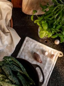 Grytlapp De Mina Beige 22x22cm Svanefors