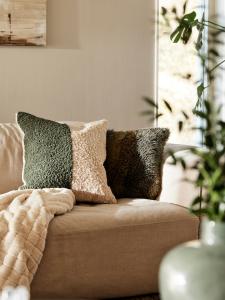 Svanefors Kuddfodral Fårskinn Teddy Mossgrön 45x45cm