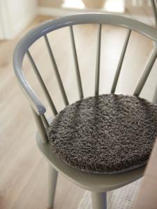 Stolsdyna Teddy Fårskinn Grå 38cm Svanefors