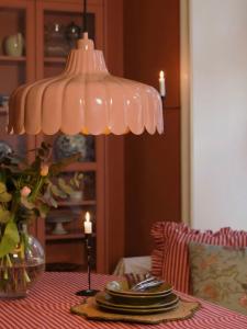 Taklampa PR Home Wells Mellanrosa/Guld 45cm