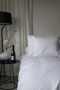 Textilgruppen Satinrand Smal Örngott 55x75cm Vit