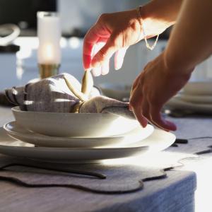 Tygservett Sabina Gråsvart 45x45cm Svanefors