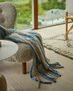 Ullpläd Kosta Linnewäfveri Tanum Blå 130x170cm