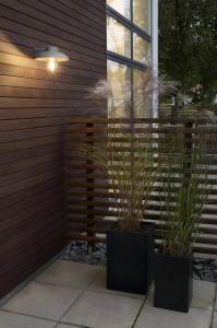 Vägglampa Utomhus Mani Vit E27 IP44 21cm Konstsmide