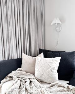 Vägglampa Vit Aneta Lighting Ester