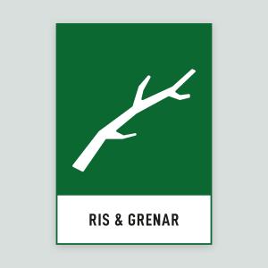 Slitstark återvinningsskylt för ris och grenar, tillverkad i PET (Polyester), designad för hållbar användning.