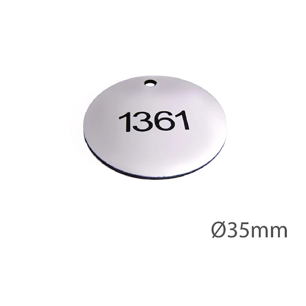Nyckelbricka i plast, 35mm i diameter, enkelsidig gravyr