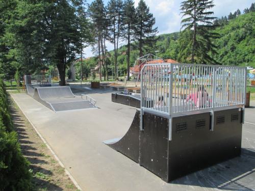 Base skatepark H1.5xW6.0xL25.0m