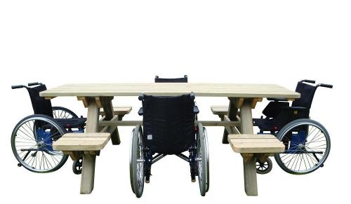 Tillgängliga bänkbordet 4+4