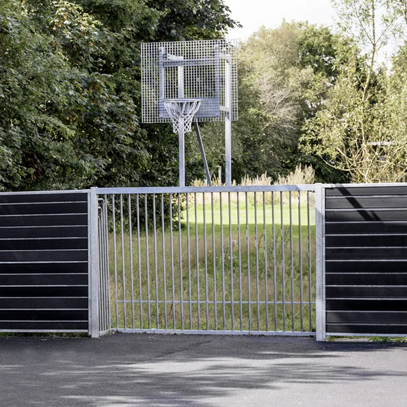 Muga fotbollsmål med ingång