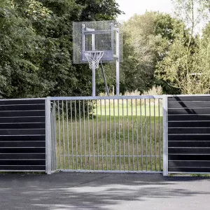 Muga fotbollsmål med ingång