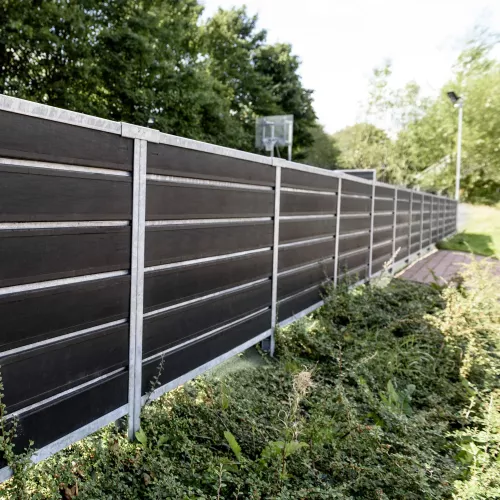 Panel till Muga arena och staket