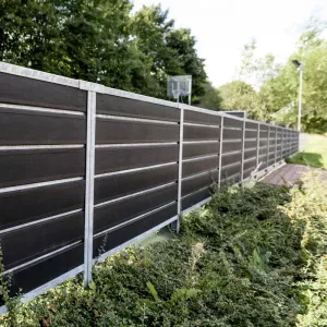 Panel till Muga arena och staket